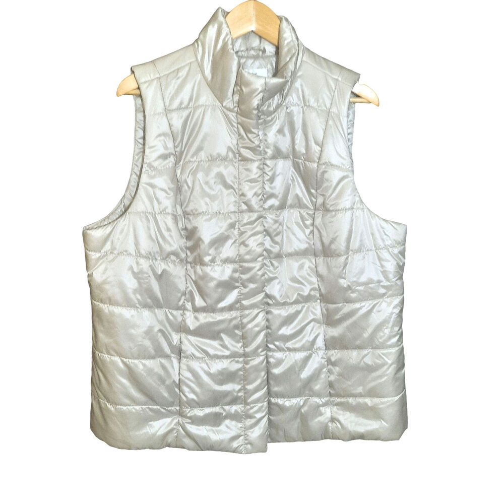 CJ Banks Womens Cream Snap Front Puffer Vest With Front Pockets Size 1X Like New